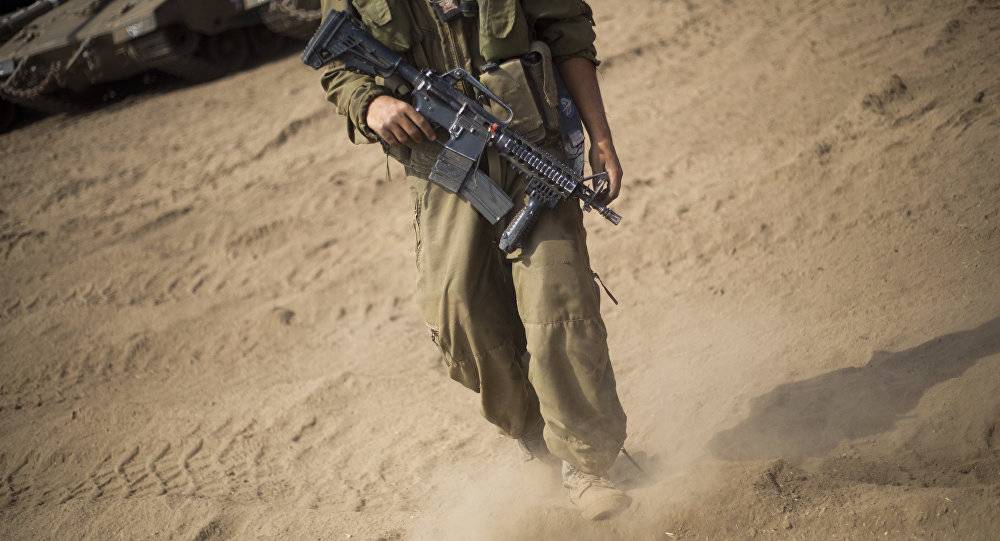 إطلاق نار على طفلة فلسطينية (فيديو)