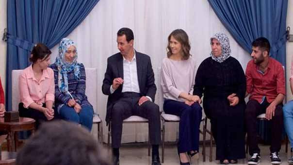 الرئيس الأسد خلال استقباله 34 مخطوفاً محرر: موضوع المخطوفين والمفقودين يشكل هاجسا أساسيا لنا كدولة