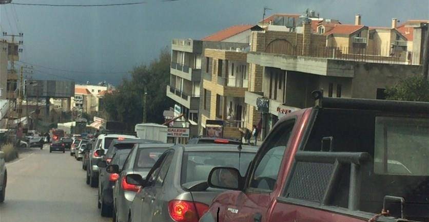 زحمة سير خانقة على طريق عام جعيتا صعودا