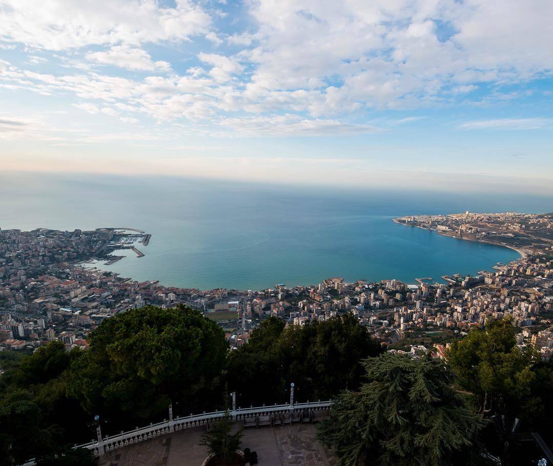 جبل أم بحر.. طقس نهاية الأسبوع قد يساعدكم على الاختيار!