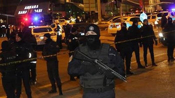 مصرع شخص وإصابة 5 في هجوم مسلح في تركيا