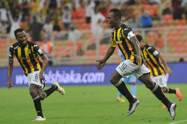 عسيري وفلاتة يشكوان الاتحاد بسبب المستحقات