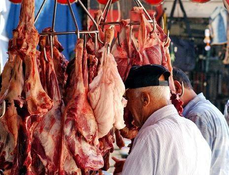 محاضر ضبط في بيروت: لحوم غير مطابقة وأكثر