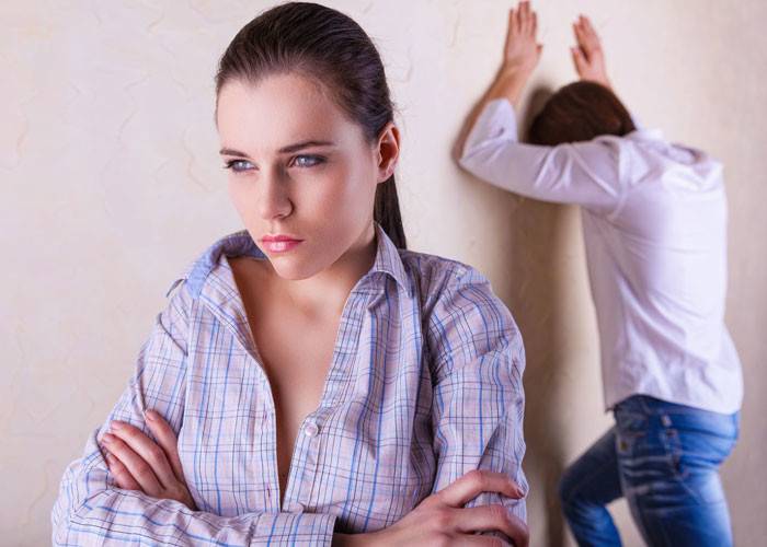 لهذه الأسباب لا يتزوجون: لقاء فحب وفي النهاية..