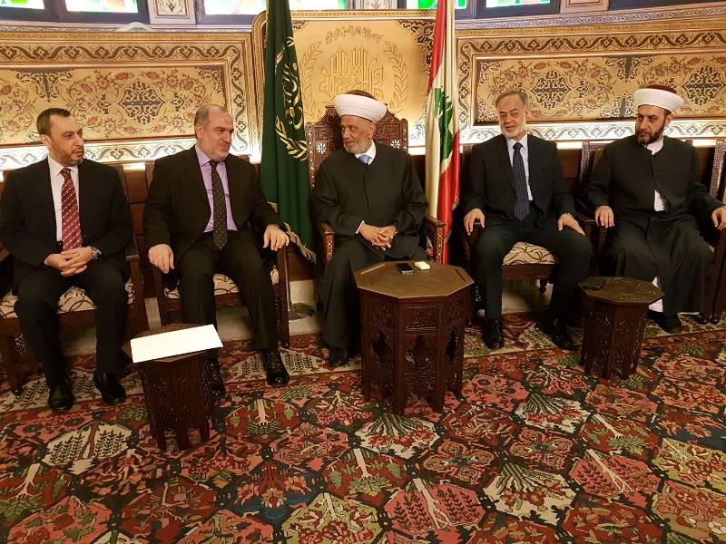 دريان استقبل وفدا من الجماعة مهنئا برمضان
