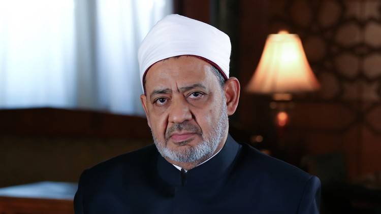 الأزهر يصف قطر بـ