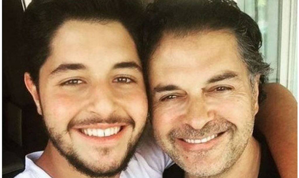 بالصورة.. رسالة مؤثرة من خالد علامة إلى والده