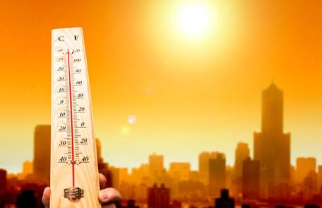 الحرّ في لبنان حارق.. هذا موعد الذروة بـ38 درجة!