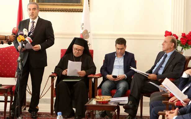 أطلق نداءً الى أعضاء السينودس
فرعون : لاختيار البطريرك المستحق
لتحمّل المسؤوليّات في هذه المرحلة