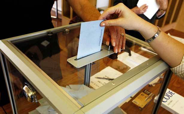 من المستفيد بوضع العراقيل امام القانون؟