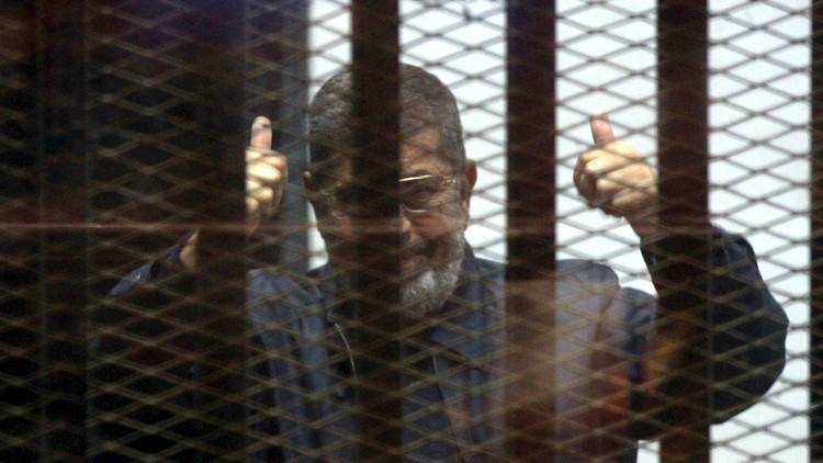 تدهور صحة الرئيس المصري المعزول محمد مرسي
