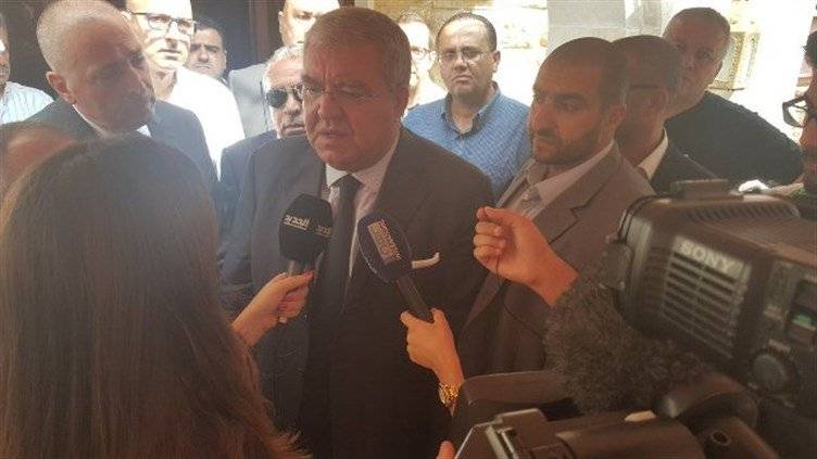 هذا ما قاله الوزير المشنوق لوالدة روي حاموش
