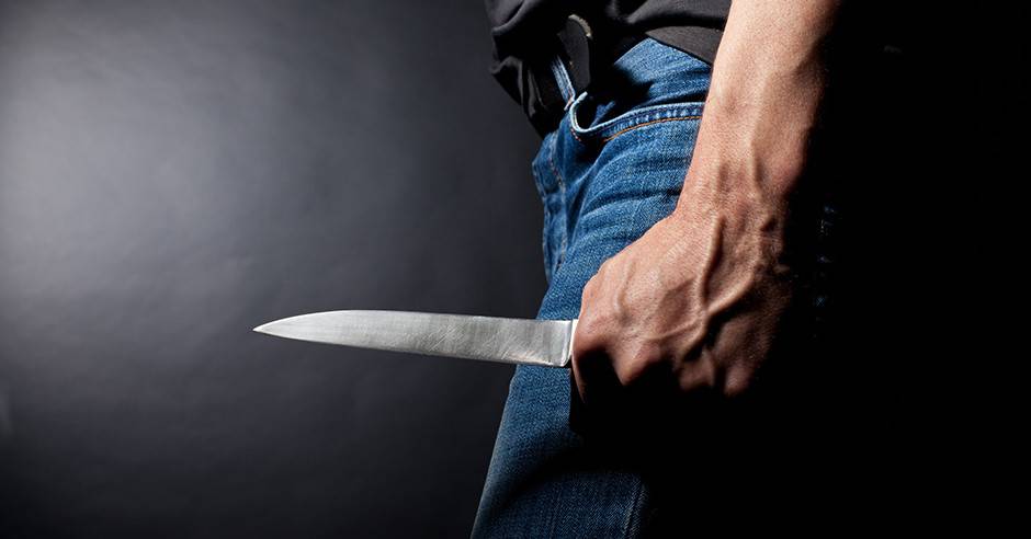 ضربوا صاحب "القناعة" وطعنوه بالسكاكين.. والسبب 20 مليون ليرة!