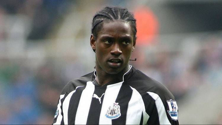 لاعب إنكليزي يورّط نفسه بعد لفتة إنسانية