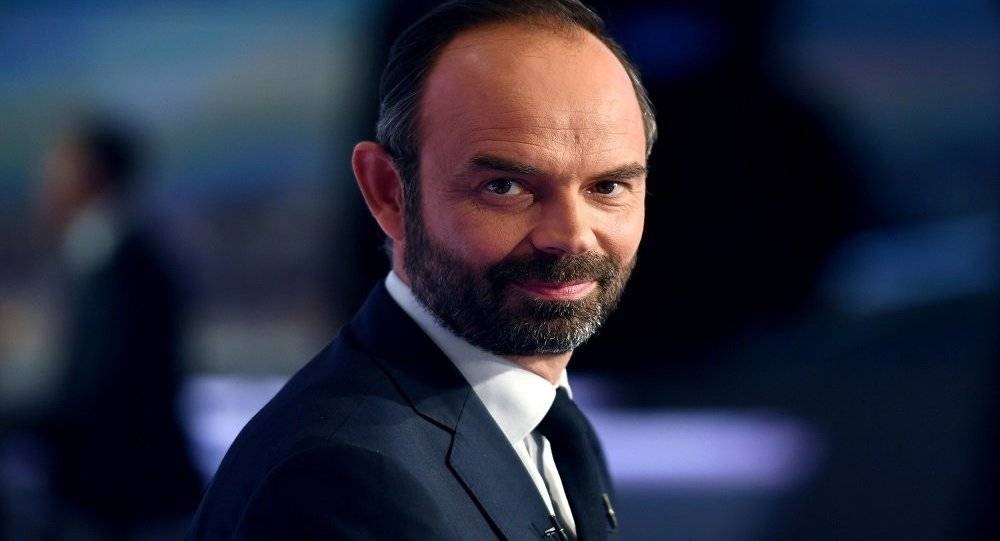 رئيس الوزراء الفرنسي: النتائج الأولية للانتخابات تؤكد تجديد الشعب دعمه للرئيس