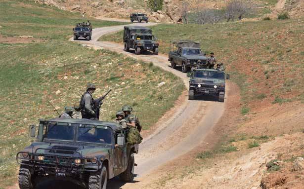 حشود عسكرية تنبئ ببدء المعركة في الجرود؟!