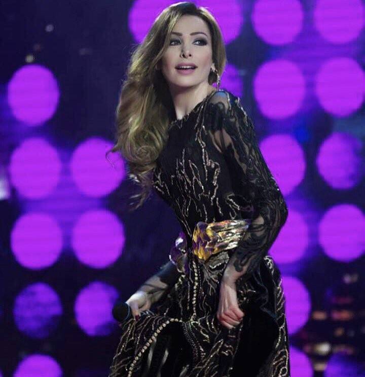 بالصورة.. أمل حجازي مستاءة من رامز جلال!