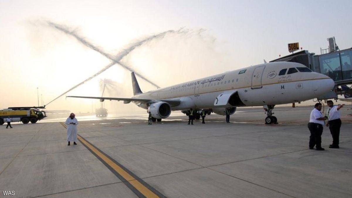 ما هي أسباب "رش الطائرات" بالماء؟