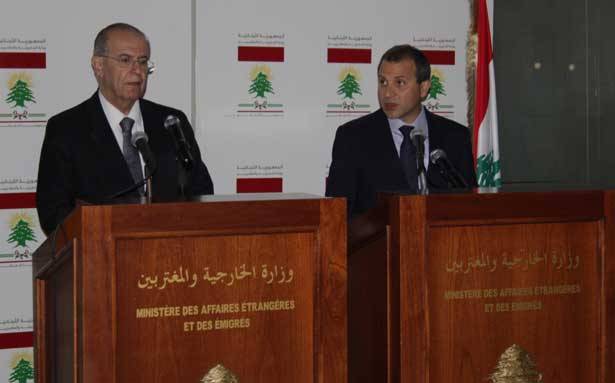 عقد مُؤتمراً صحافياً ونظيره القبرصي
باسيل : مُلتزمون تطبيق الـ1701 بكلّ مُندرجاته
كاسوليديس : لن نتفرّج على لبنان يرزح تحت تهديد الإرهاب