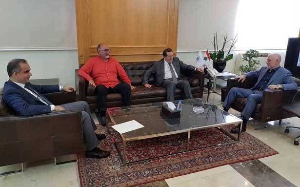 فنيانوس عرض وحرب الإعتمادات
المخصّصة لتأهيل طرق قضاء البترون