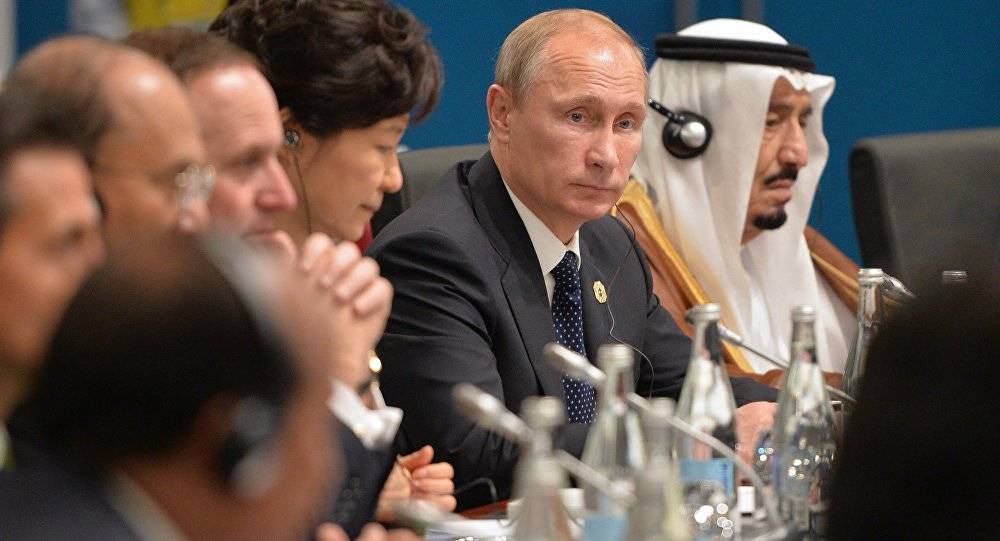 بوتين يبحث هاتفيا مع العاهل السعودي الوضع حول قطر