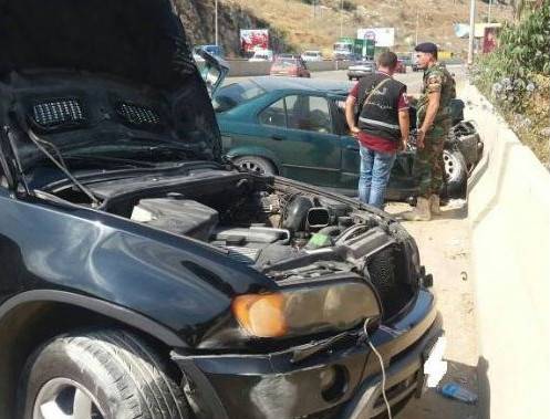 بالصورة:  قتيل وجريحان على اوتوستراد الجية