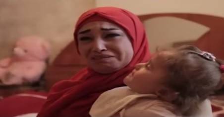 بالفيديو: "شوفو بقلبكن ميريام".. والدتها تتمنى سماع صوتها