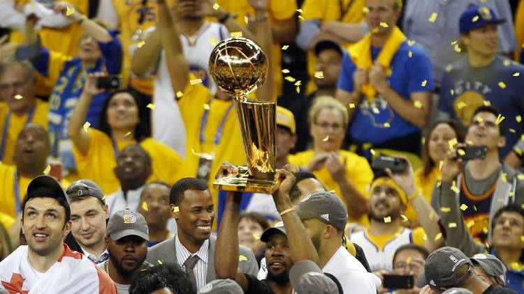 بطل الـNBA يرفض مقابلة ترامب في البيت الأبيض