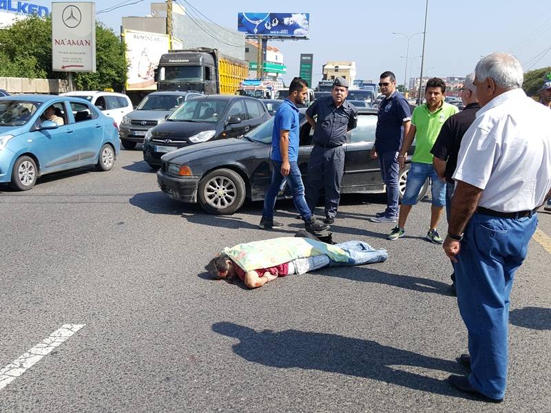 مقتل مواطن صدما على اوتوستراد طبرجا