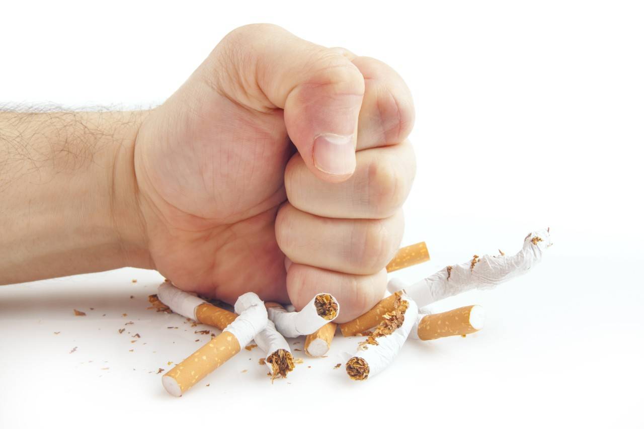 ماذا يحدث لجسمك بعد إلقاء آخر سيجارة؟