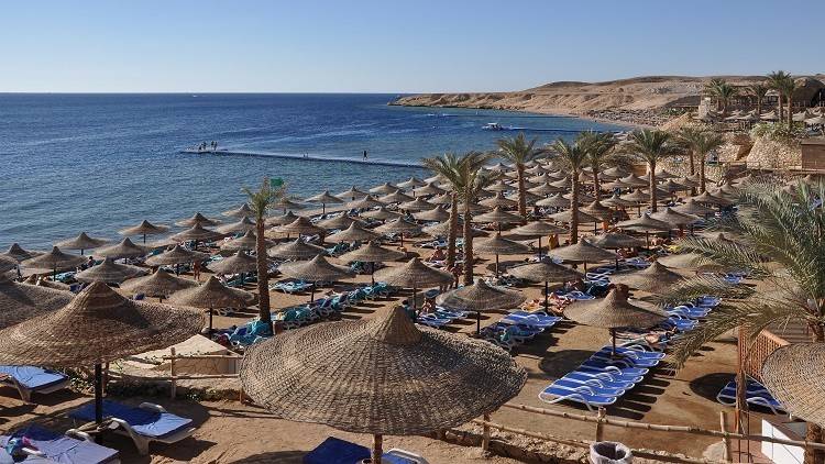 هل منعت مصر دخول السياح اللبنانيين؟
