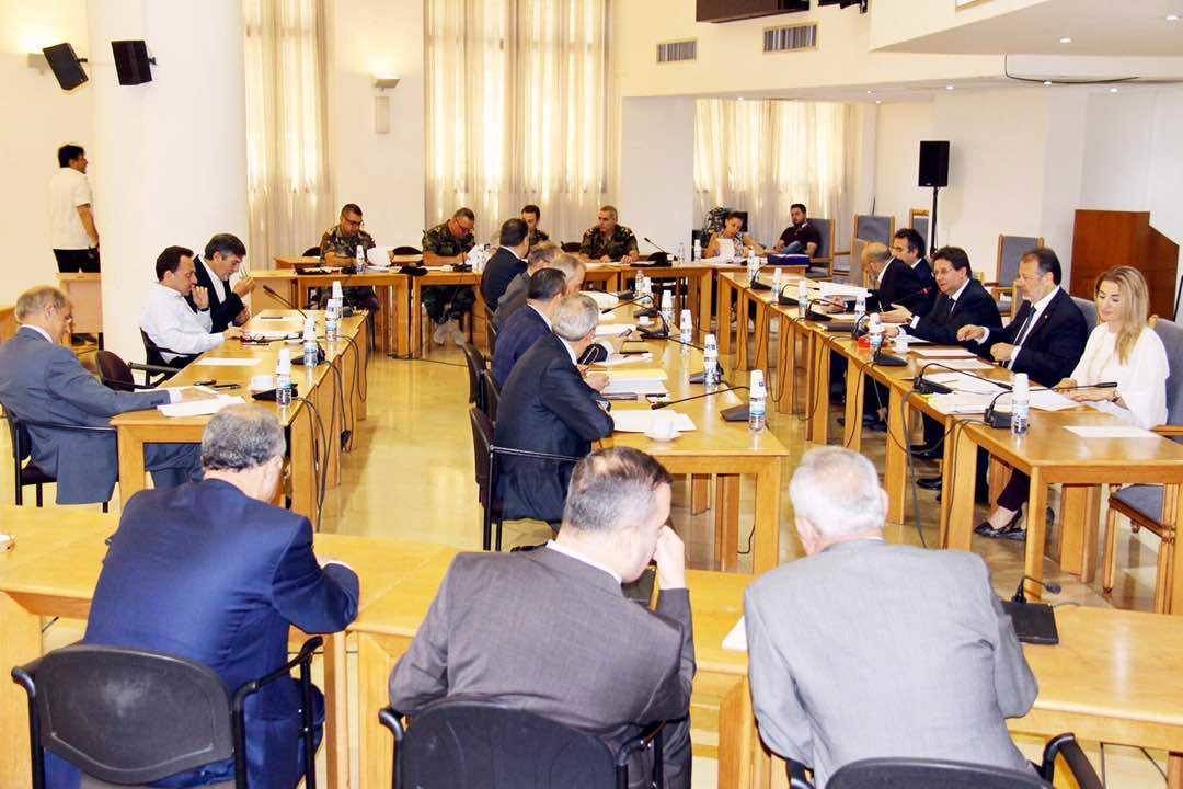 لجنة المال والموازنة تقرّ قانون برنامج تسليح الجيش