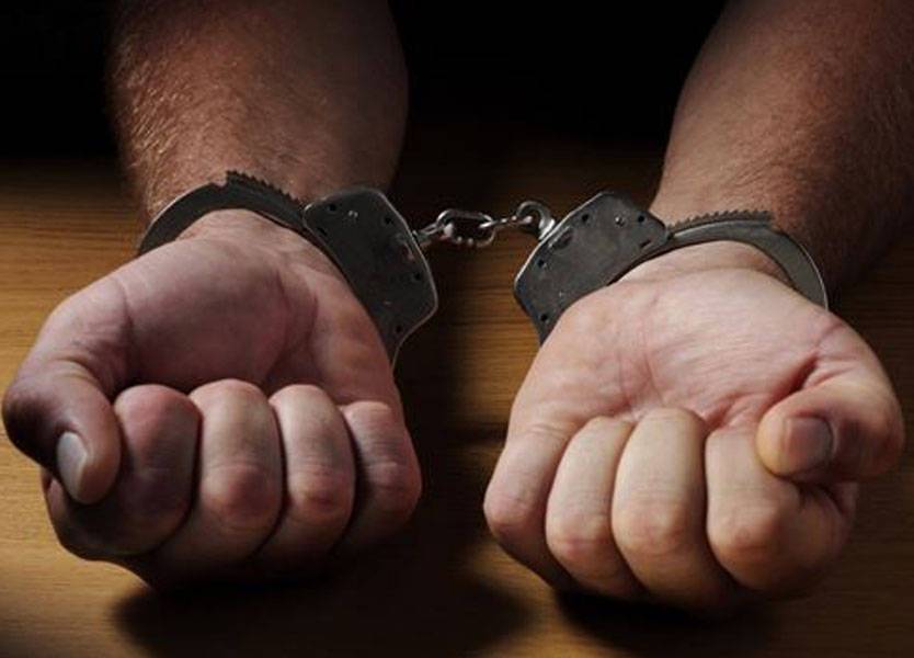 بعد مخالفات أمنية.. فلسطيني سلم نفسه في صور!