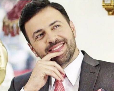 بالفيديو - شاهدوا جبل «الهيبة» يرقص أثناء قيادته السيارة... لاحظوا طرافته!