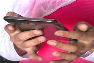 بالفيديو.. انفجار هاتف خلوي يحرق منزلا في الناعمة!