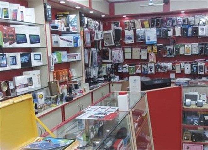 وظّف سوري في محله.. فسرق حوالي الـ10 آلاف دولار!