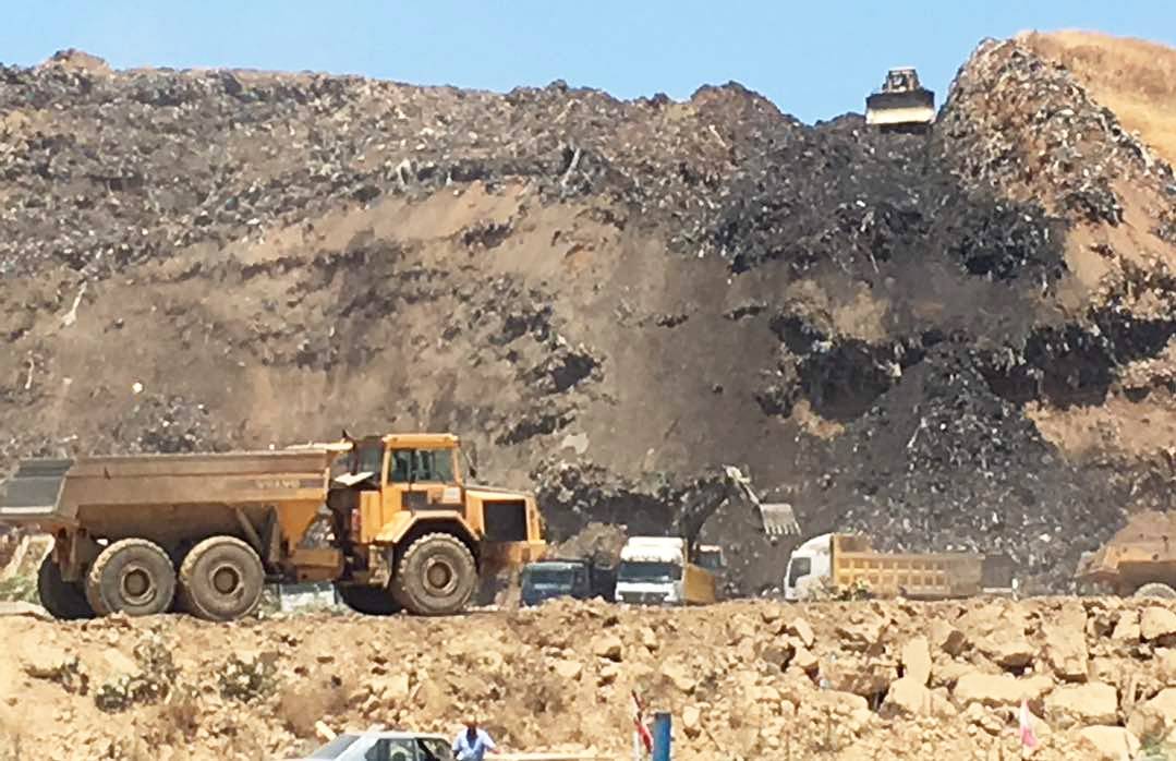 الحركة البيئية: مطمرا برج حمود والجديدة جريمة في حق كل لبنان
