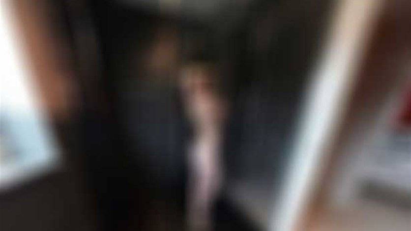 بالصورة: حظر إعلان لشركة بناء... بسبب امرأة عارية!