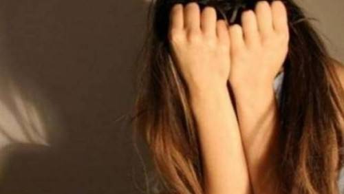 أب وأم يبيعان ابنتهما القاصر مقابل سيارة و....