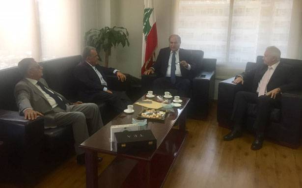 الخطيب تابع الأوضاع البيئيّة في الكورة :
لجنة من الخبراء لمتابعة أوضاع المعامل