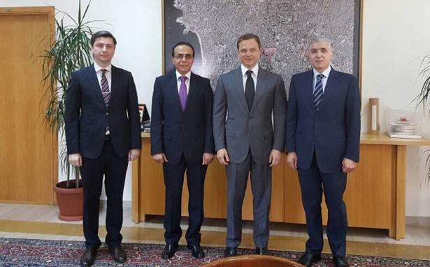 عيتاني عرض ووفد بلديّة موسكو
تعزيز التعاون مع بلديّة بيروت