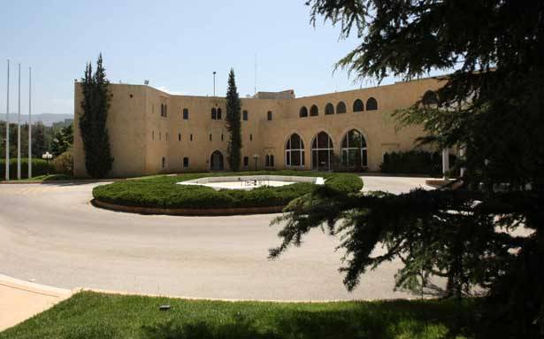 بعد حوار بعبدا... لقاء مع المعارضين للاستماع الى شكواهم؟!