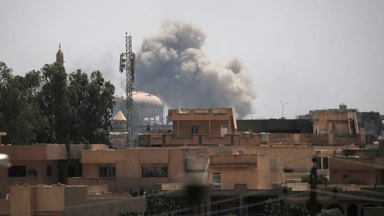 الموت يلاحق صحفية فرنسية من الموصل إلى باريس