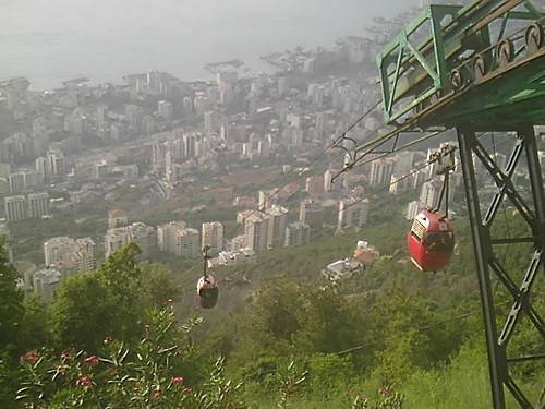 بعد فاجعة وفاة "توفيق" في حريصا.. إدارة التلفريك توضح ما حصل