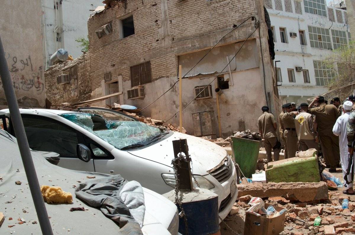 شاهد المبنى الذي كان الانتحاري يتحصن بداخله في مكة