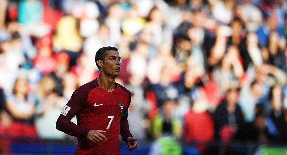رونالدو يتابع هوايته في تكسير الأرقام القياسية