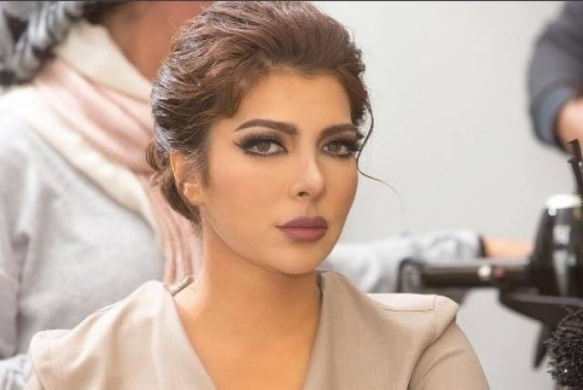 بعد مغادرتها بيروت.. كيف تعامل الامن المصري مع أصالة وزوجها؟