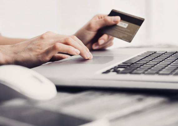 أيهما أكثر أماناً.. استخدام التطبيقات البنكية أم متصفح للخدمات المصرفية؟