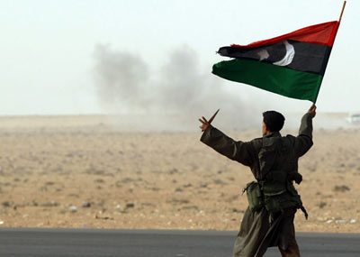 على ضوء ما يجري في «المدى الحيوي العربي» من المغرب إلى المشرق وآخره ما يجري في ليبيا
أثبتت التجاوب أنّ فلتان الإرهاب الدموي أسوأ من أيّ حكم إستبدادي غاشم !
مصدق وديغول والخميني حكموا بعقول ناضجة وقلوب شابة رغم المصاعب والتعقيدات والتقدم في السنّ
روزفلت عدّلوا له الدستور مرّتين ليستمرّ في السلطة ر