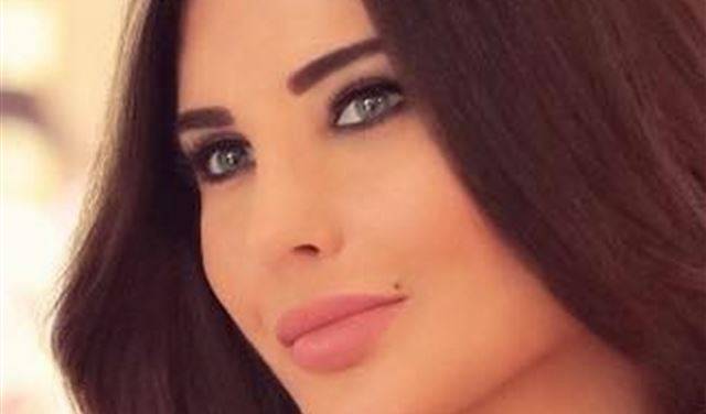 منى أبو حمزة.. إلى الانتخابات؟!